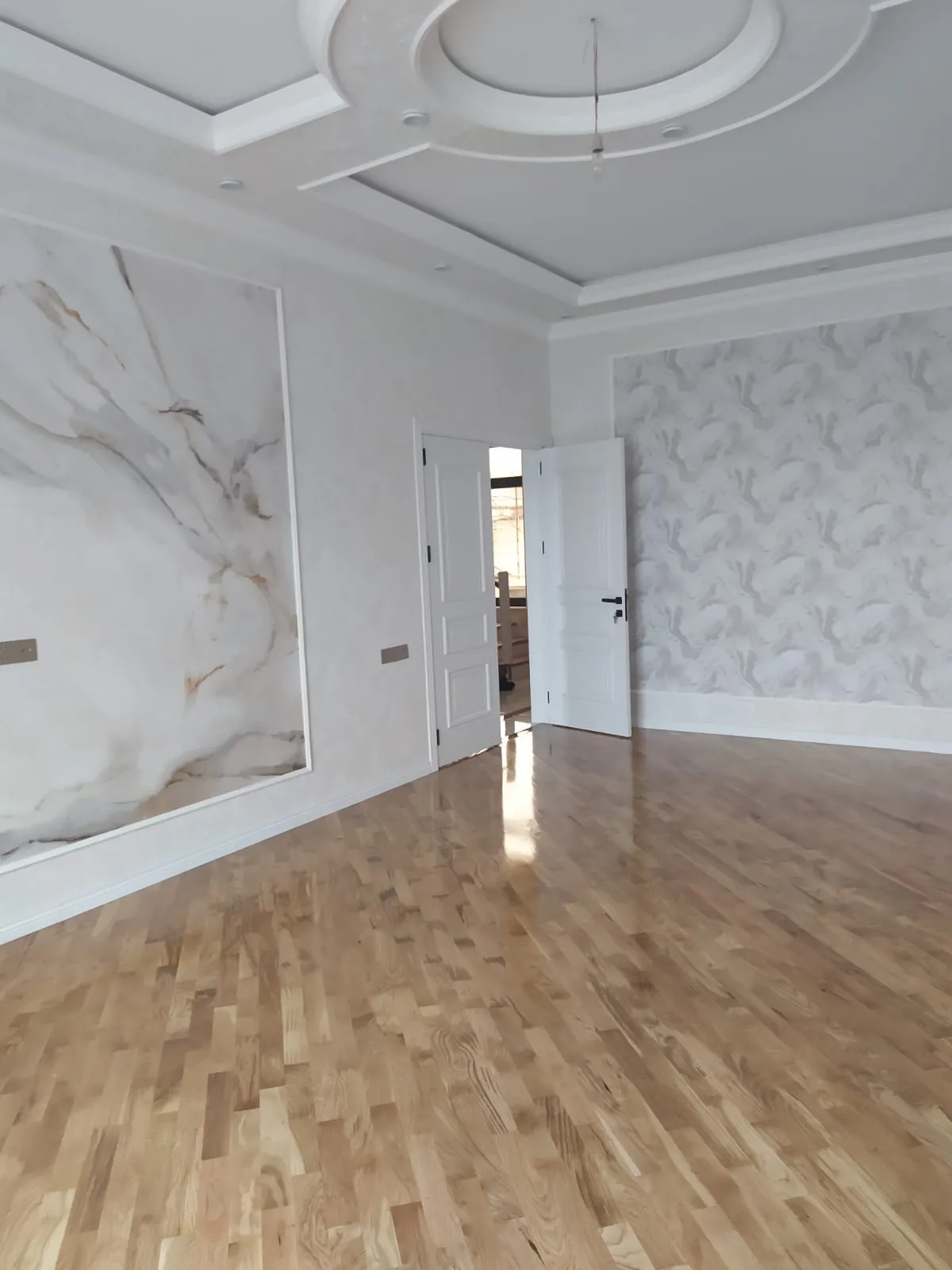 Qaraçuxur, 5 otaqlı Villa satılır - 330 m², 3 mərtəbə, 3 sot — Ev, villa, Bakı (5)