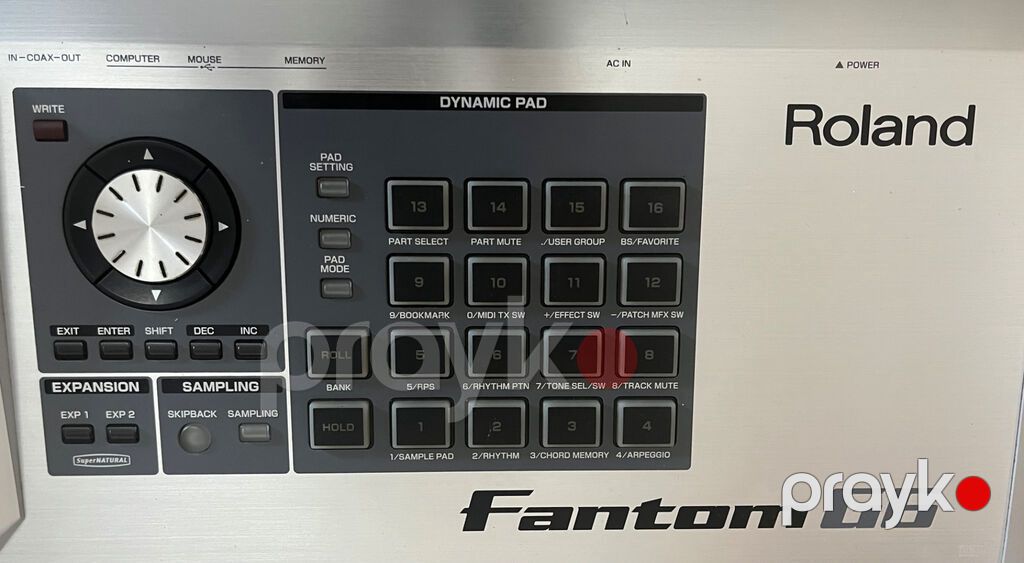 Sintezator, Roland, İşlənmiş, Ünvandan götürmə — Pianino və digər klaviş alətləri, Bakı (2)