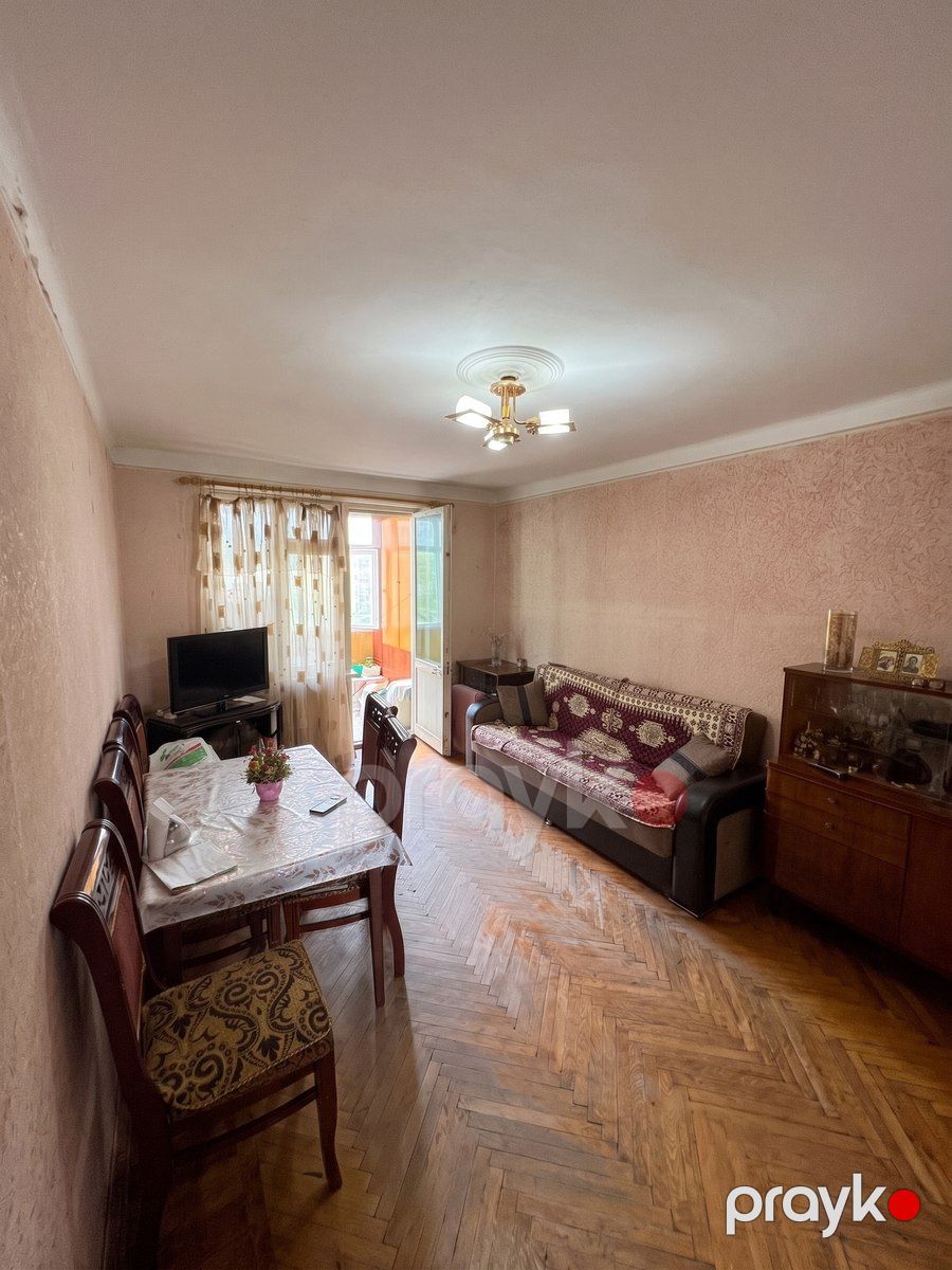 Satılır 2 otaqlı köhnə tikili 57 m² — Mənzil, Bakı (2)