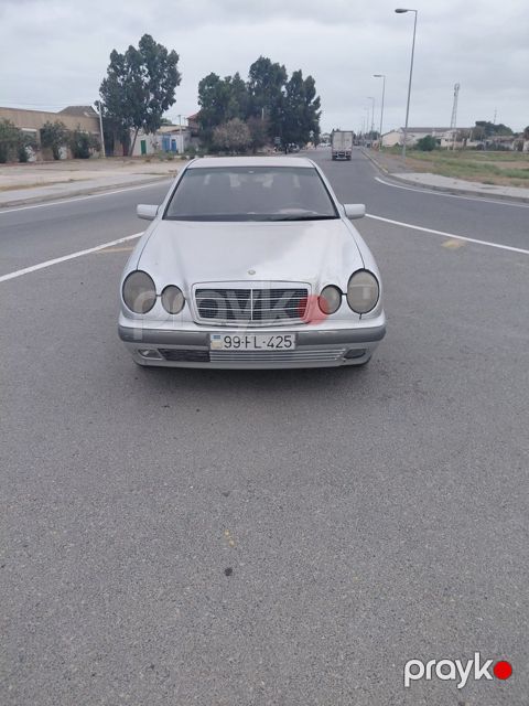 Mercedes E 220, 2.2 L, 1998 il, 256 321 km — Bakı