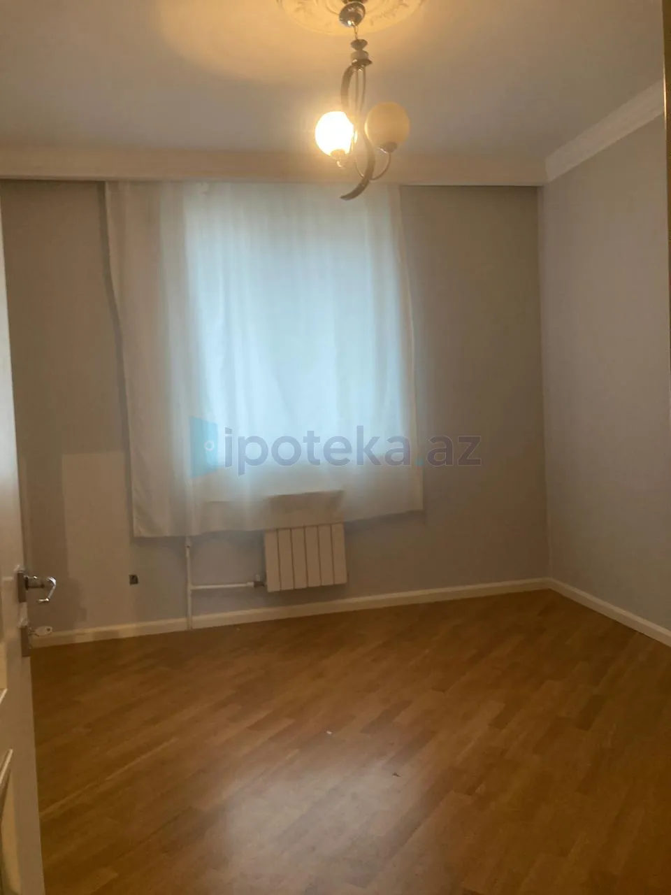 Satılır: 3 Otaq, Köhnə tikili, Nizami r., 75.00 m² — Mənzil (7)