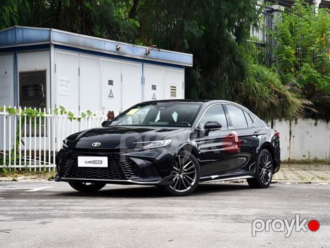 Toyota Camry, 2.0 L, 1 kWh, 2026 il, yeni