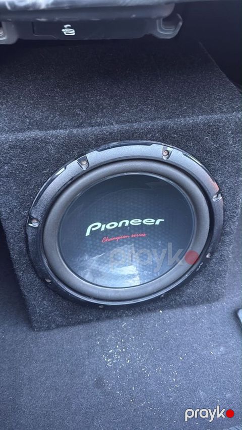 Pioneer yaxşı vezyetdedi isteyen olsa vatsapdan vidosun ataram 1000w — Bakı