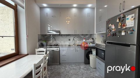 Satılır 3 otaqlı yeni tikili 140 m²