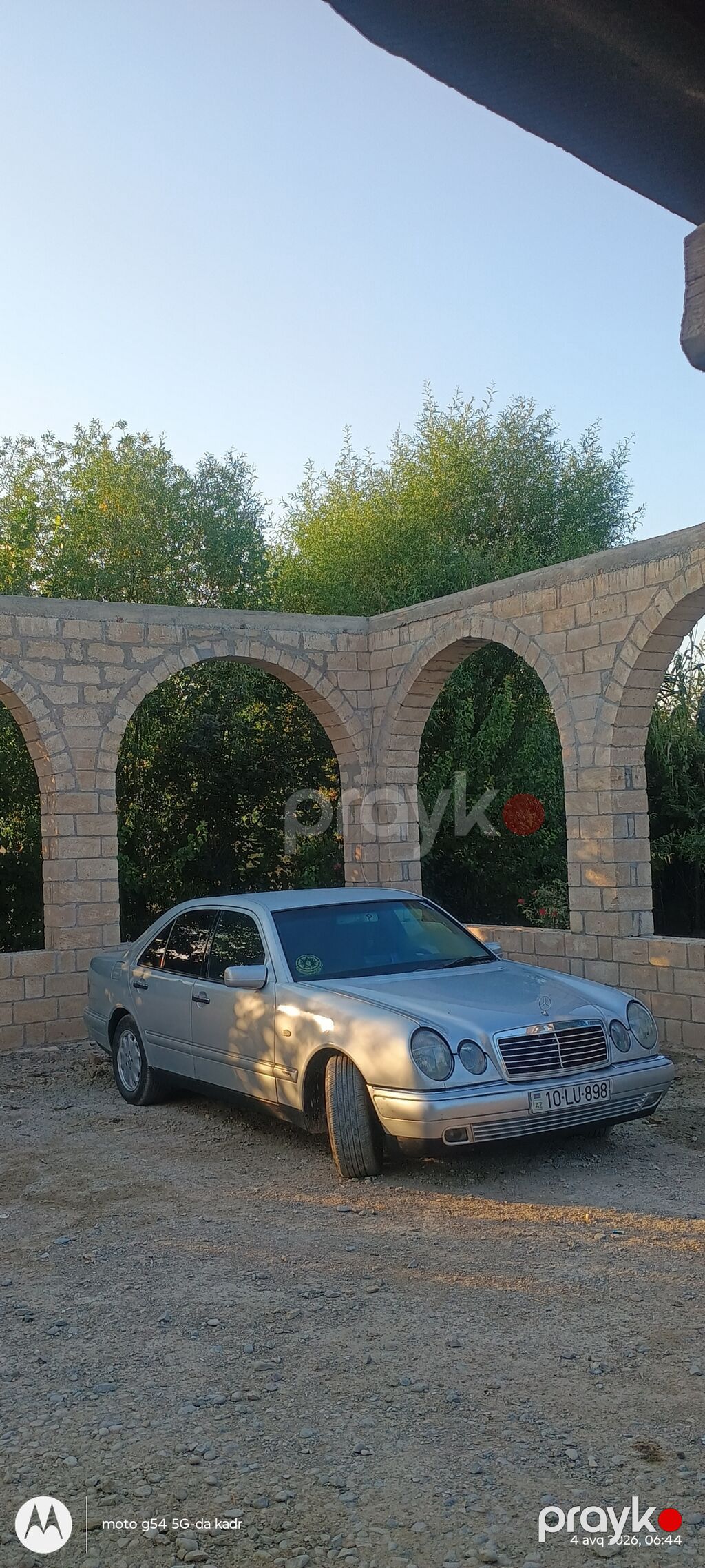 Mercedes-Benz E 200: 2 l 1997 il Sedan — Avtomobillər, Sabirabad (2)