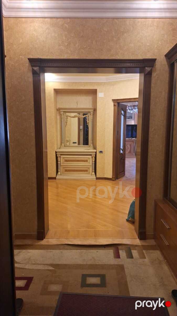 Satılır 5 otaqlı yeni tikili 205 m² — Mənzil, Bakı (2)