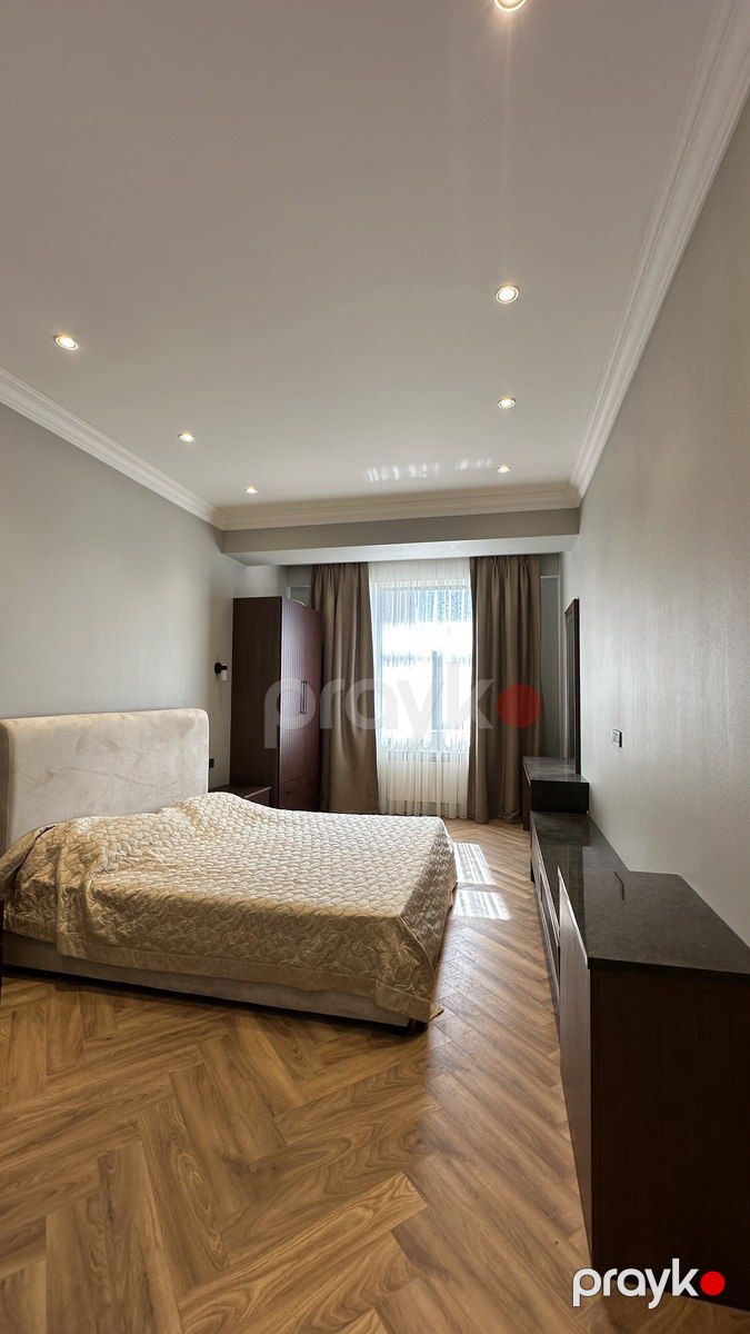Satılır 4 otaqlı yeni tikili 242 m² — Mənzil, Bakı (12)