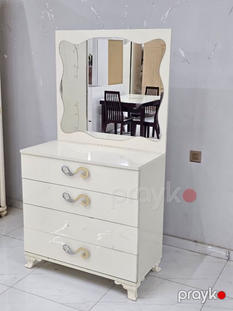*Termo satılır* Qiymet 80 azn *Çatdırılma pulsuzdur* Eni 90 sm — Bakı