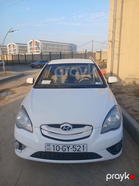 Hyundai Accent, 1.6 L, 2010 il, 320 000 km — Bakı