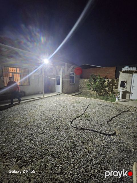 Həyət evi, Pirşağı qəs — Bakı