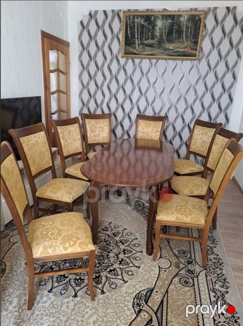 Masa desdi acilir 8 eded otraqla 220 azn real aliciya endrim olar