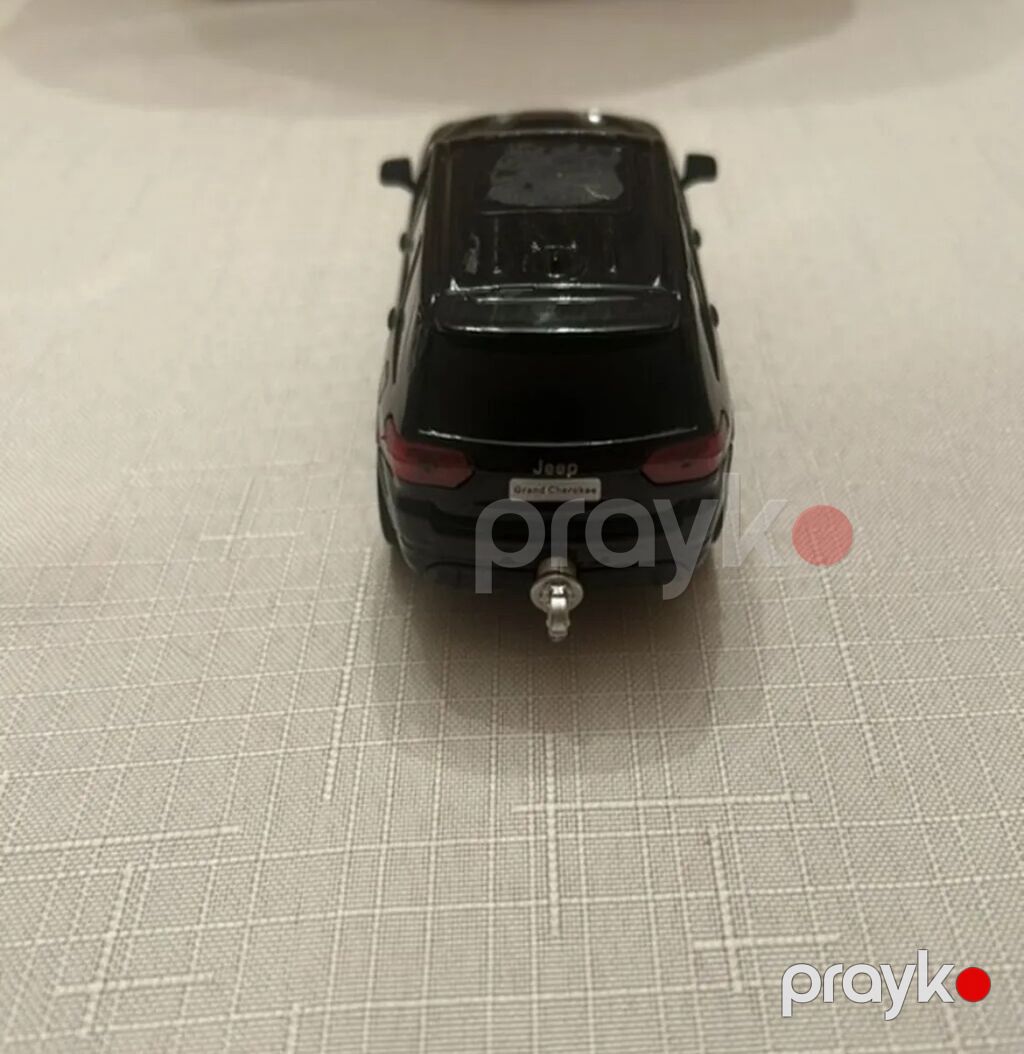 Qara rəngli metal avtomobil modeli – SUV tipli miniatür - Material — Modellar, Bakı (10)