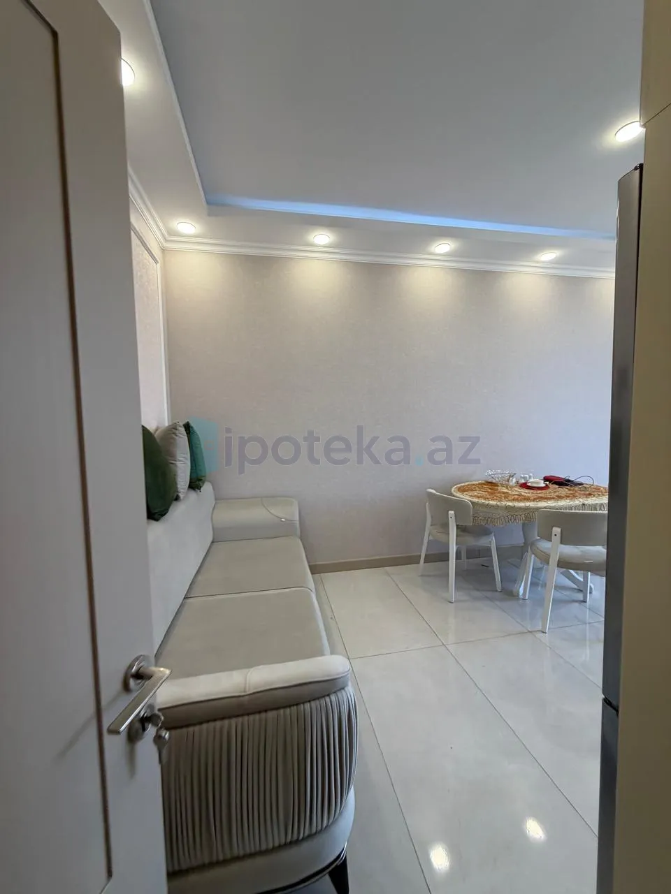 Satılır: 2 Otaq, Yeni tikili, Binəqədi r., 7-ci mkr q., 61.00 m² — Bakı