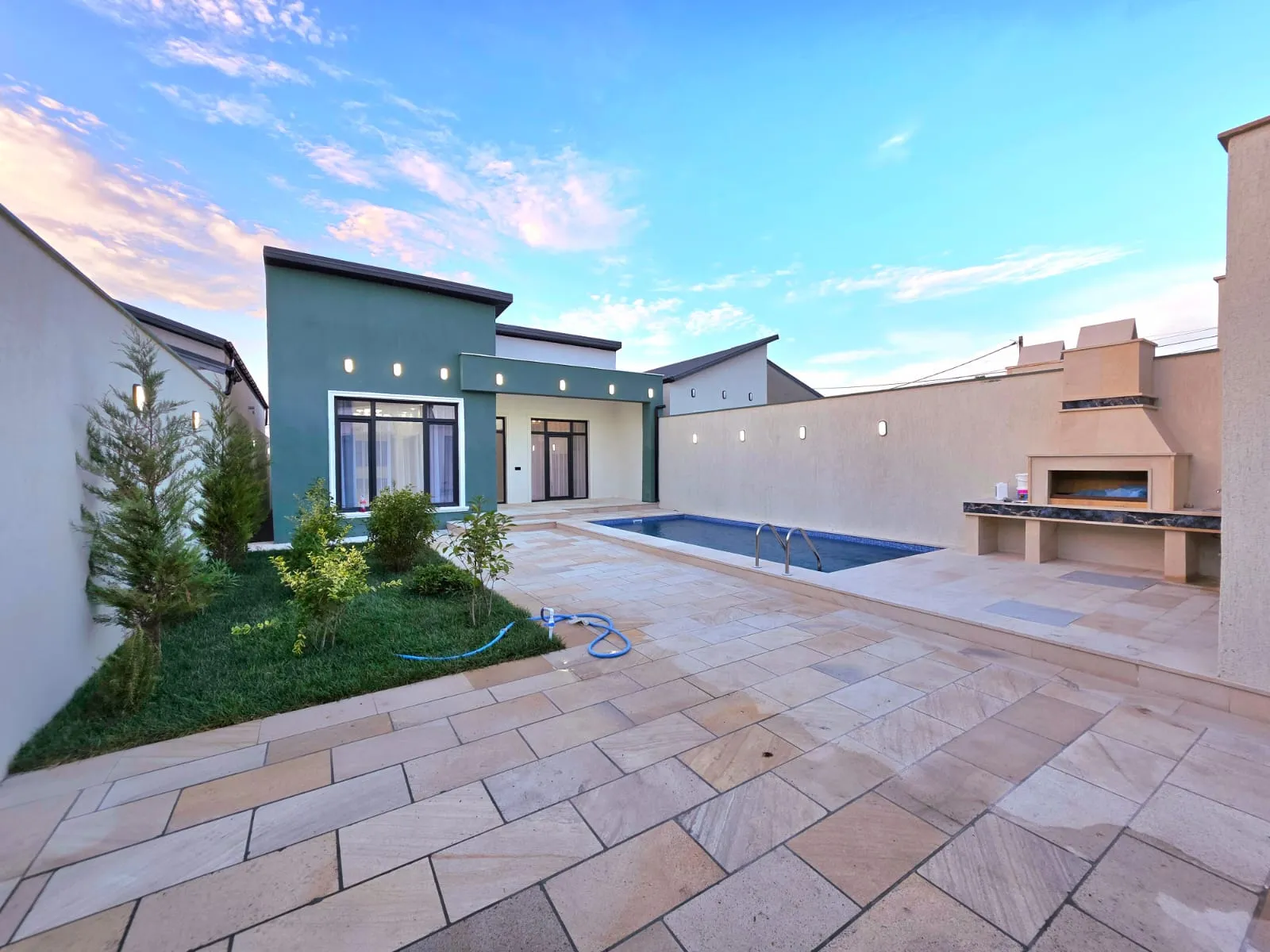 Şüvəlan, 4 otaqlı Həyət evi satılır - 150 m², 1 mərtəbə, 3.5 sot — Ev, villa, Bakı (3)
