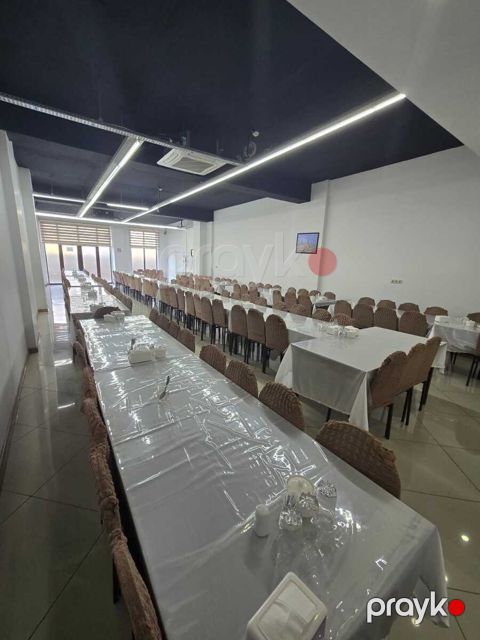 İcarəyə verilir obyekt 560 m² — Bakı
