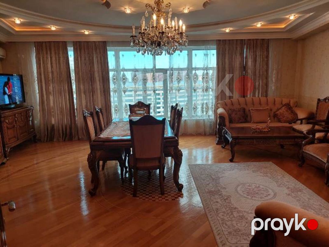 Satılır 4 otaqlı köhnə tikili 180 m² — Mənzil, Bakı (4)