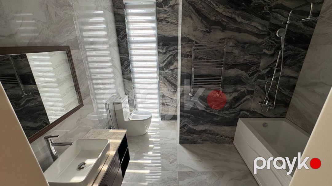 Satılır 6 otaqlı həyət evi/bağ evi 450 m² — Ev, villa, Bakı (12)