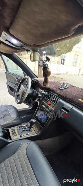 Mercedes E 320, 3.2 L, 1997 il, 297 790 km — Avtomobillər, Bakı (9)