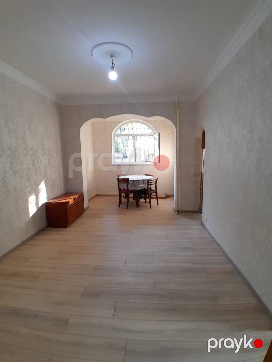 Satılır 2 otaqlı köhnə tikili 45 m² — Mənzil, Bakı (2)