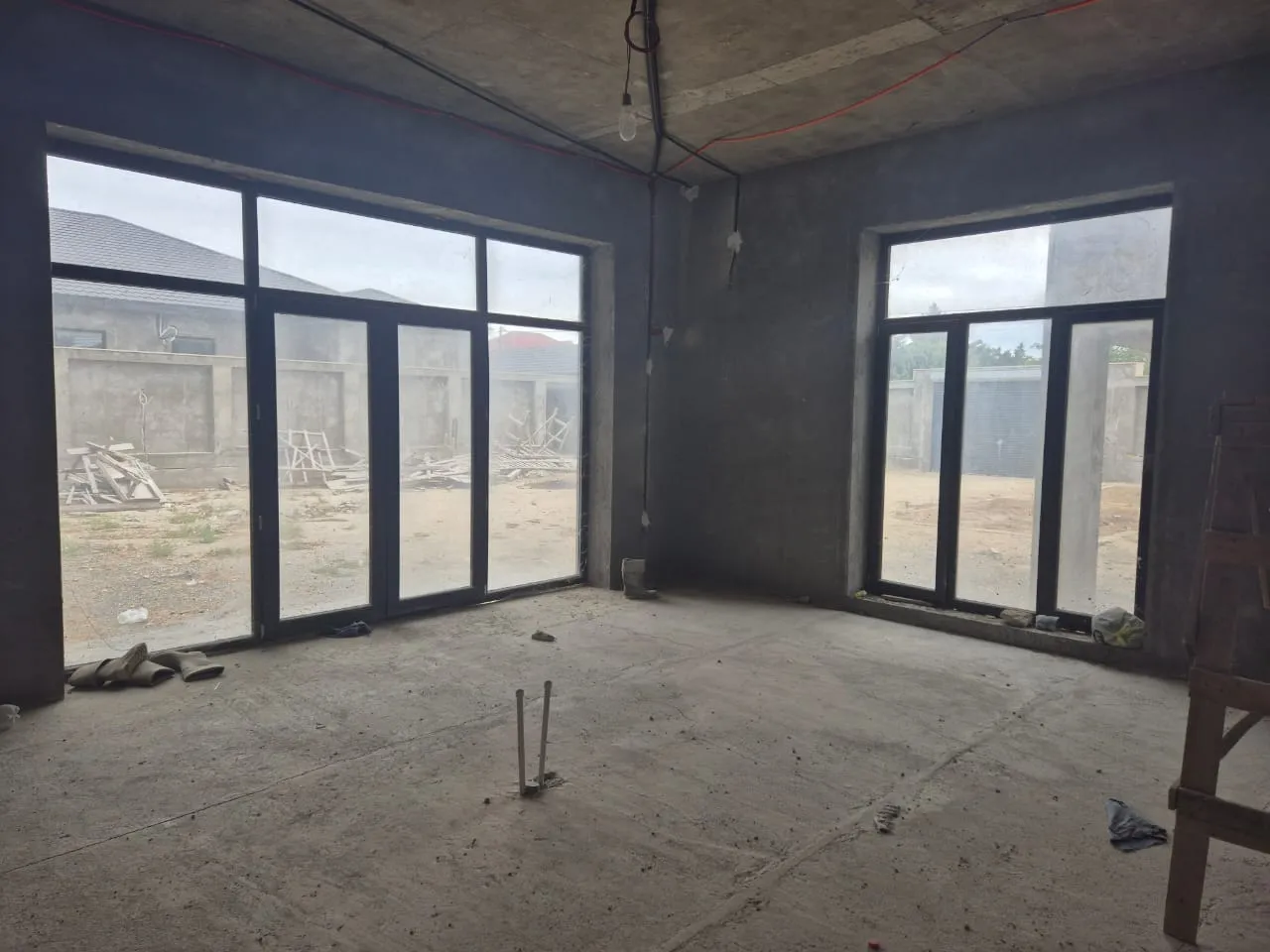 Qala, 6 otaqlı Həyət evi satılır - 330 m², 2 mərtəbə, 10 sot — Ev, villa, Bakı (8)