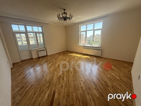 Satılır 3 otaqlı yeni tikili 131 m² — Bakı