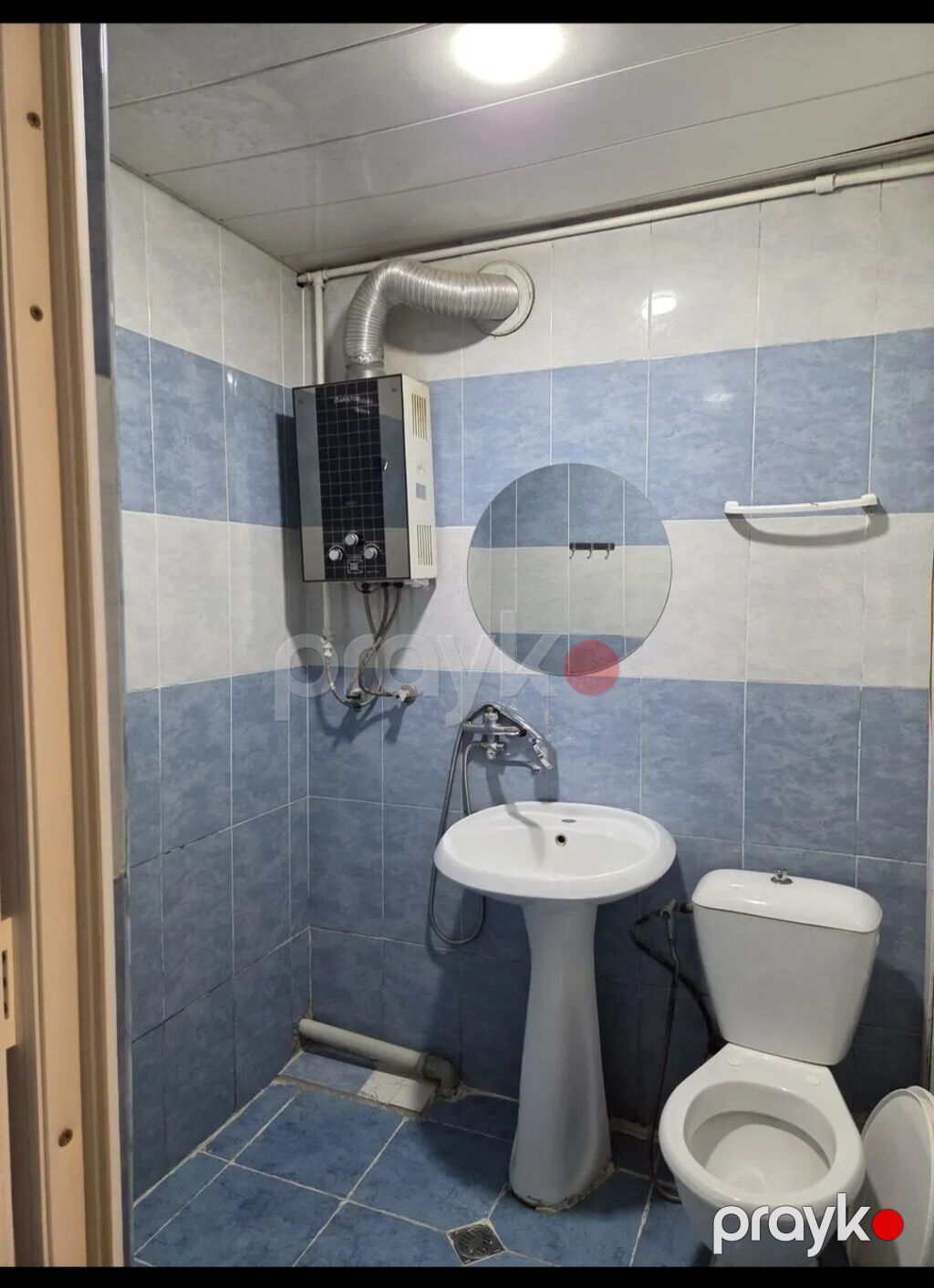 Kirayə üçün işıqlı 1 otaqlı mənzil. Geniş qonaq otağı taxta döşəmə — Mənzil, Sumqayıt (8)