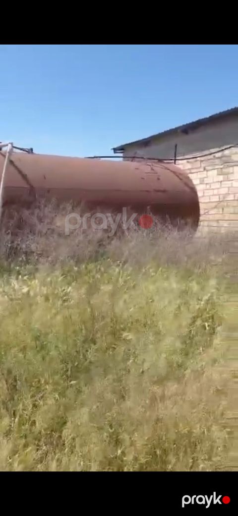 Sənaye tipli böyük həcmli metal çən - Material: qalın divarlı polad — Masazır