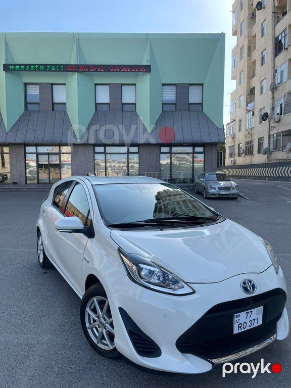 Toyota Aqua, 1.5 L, 0.87 kWh, 2021 il, 41 000 km — Avtomobillər, Bakı (2)