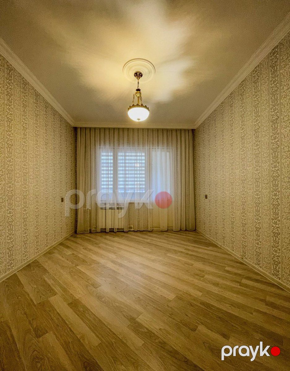Satılır 2 otaqlı köhnə tikili 55 m² — Mənzil, Bakı (6)