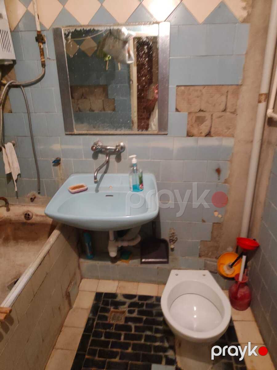 Satılır 2 otaqlı köhnə tikili 50 m² — Mənzil, Bakı (8)