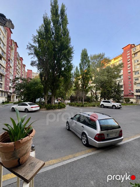 4-otaqlı mənzil, Yeni Yasamal qəs., 110 m² — Bakı