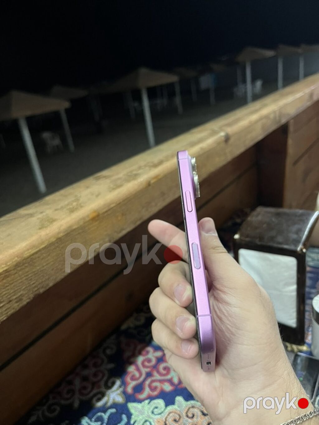 Qırıq — Apple iPhone, Bakı (2)