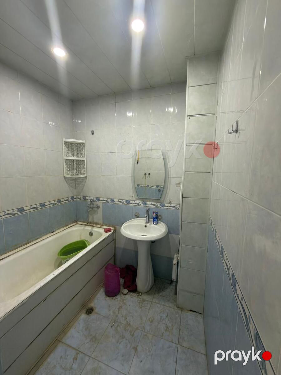 Satılır 2 otaqlı köhnə tikili 65 m² — Mənzil, Bakı (6)