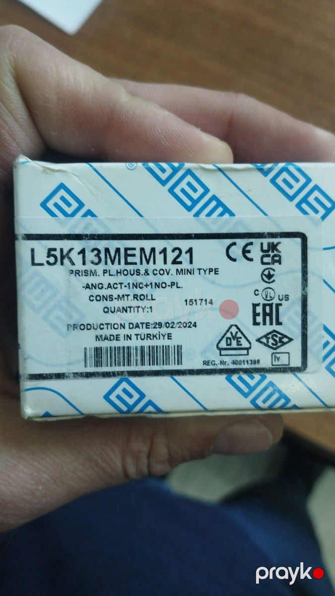Limit switch Emas Limit Switch E251518 240V-3A — Biznes və avadanlıq, Bakı