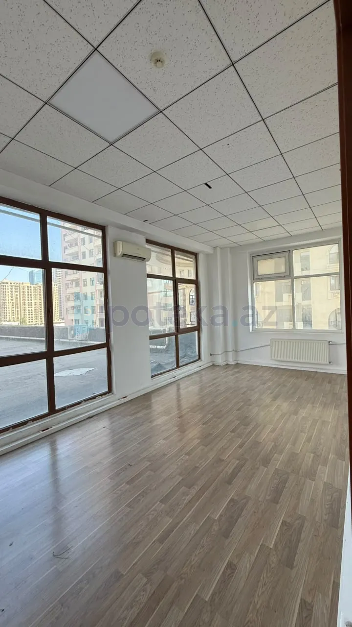 6 Otaq, Ofislər, Nəsimi r., 200.00 m² — Ofis, Bakı (2)