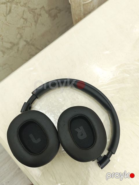 JBL on-ear/over-ear simsiz qulaqlıq - Rəng: qara - Qulaqüstü — Xırdalan