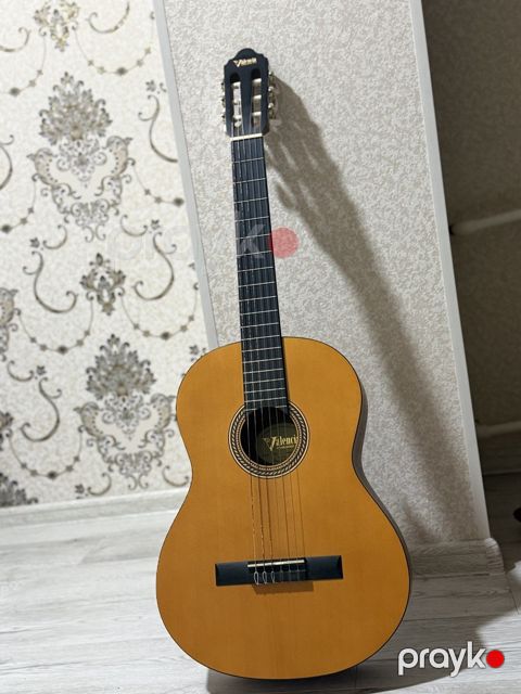 Klassic gitar (Valencia) — Bakı