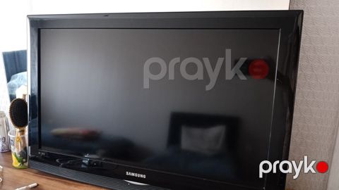 Nure Samsung sadə TV 81 sm (32") ekran 130 AZN Köhnə — Bakı