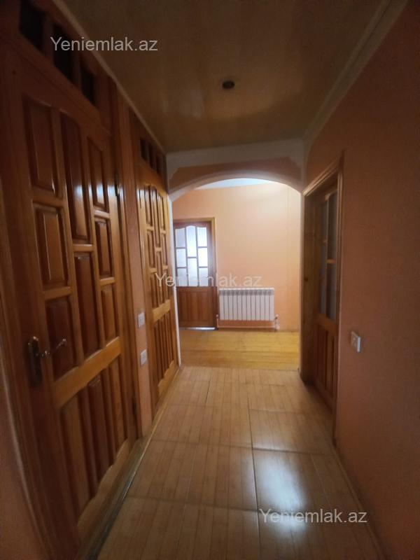 Satılır 5 otaqlı Bina evi menzil (Köhnə tikili), 42-ci məhəllə — Mənzil, Sumqayıt (11)