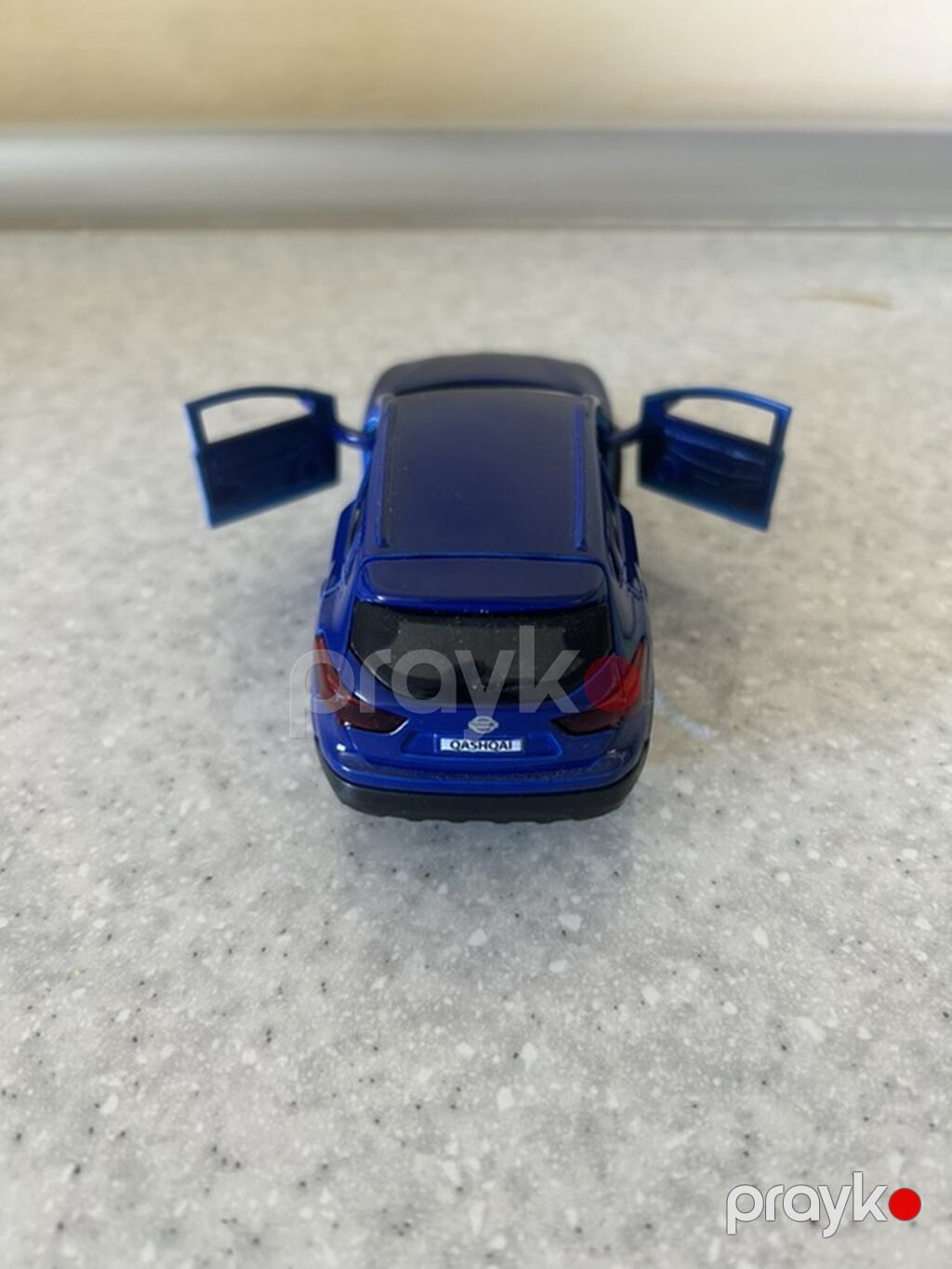 Mavi rəngli metal oyuncaq krossover avtomobil modeli - Material — Modellar, Bakı (5)