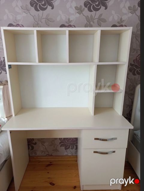 Düz masa, Stulsuz, Polkalı, Siyirməli, MDF — Bakı