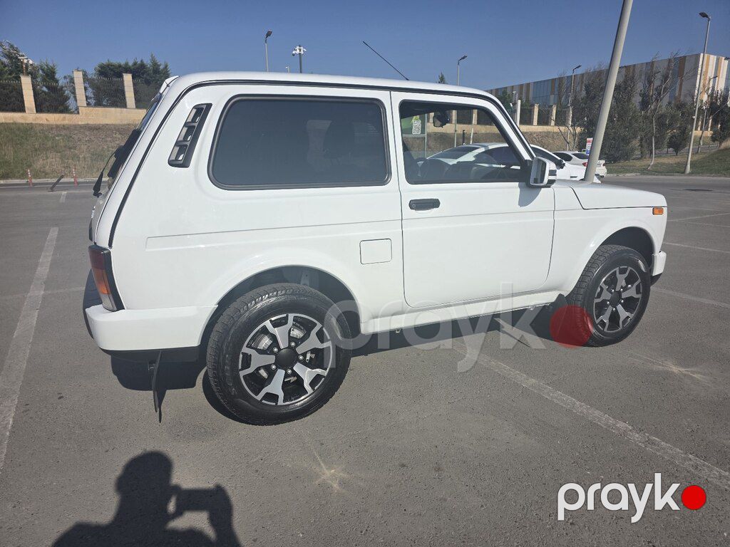 Lada (VAZ) Niva, 1.7 L, 2024 il, 35 000 km — Avtomobillər, Bakı (5)