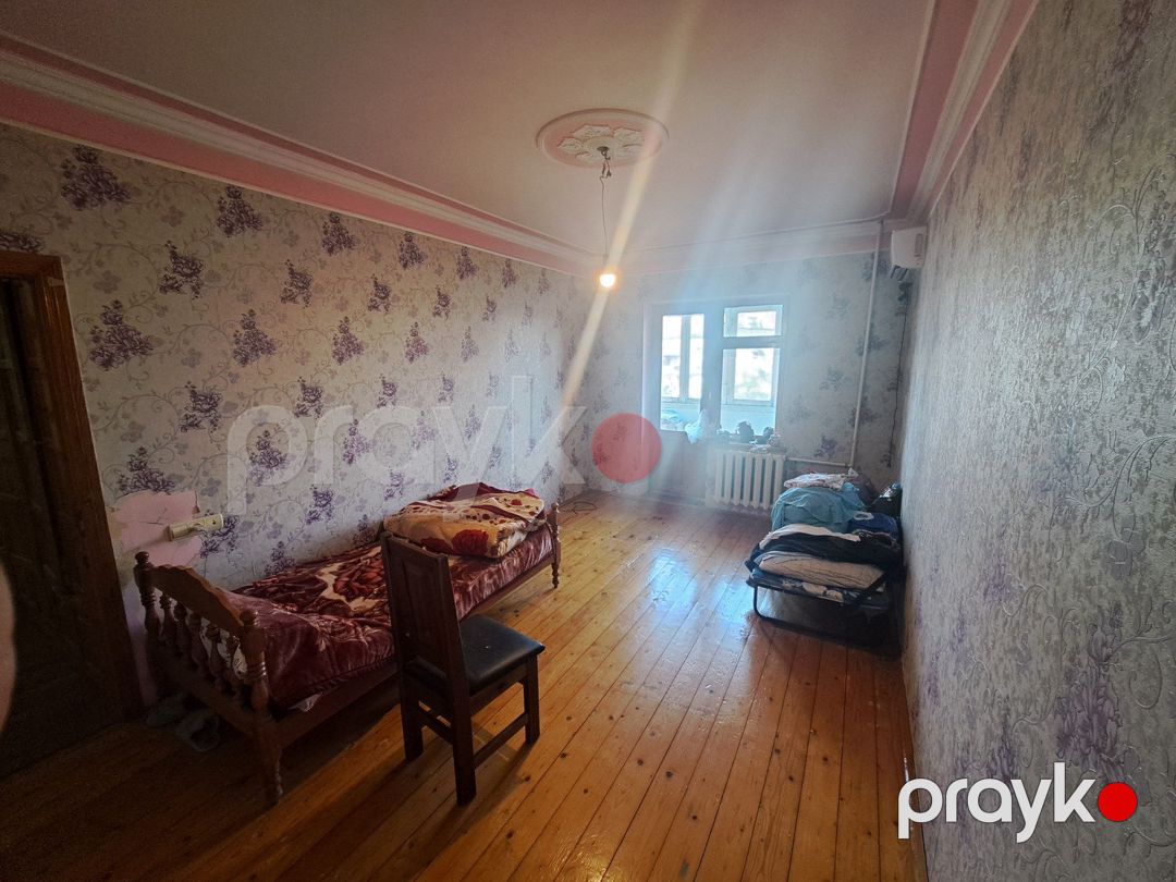 Satılır 4 otaqlı köhnə tikili 100 m² — Mənzil, Bakı (11)