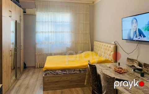 Satılır 1 otaqlı köhnə tikili 40 m² — Bakı