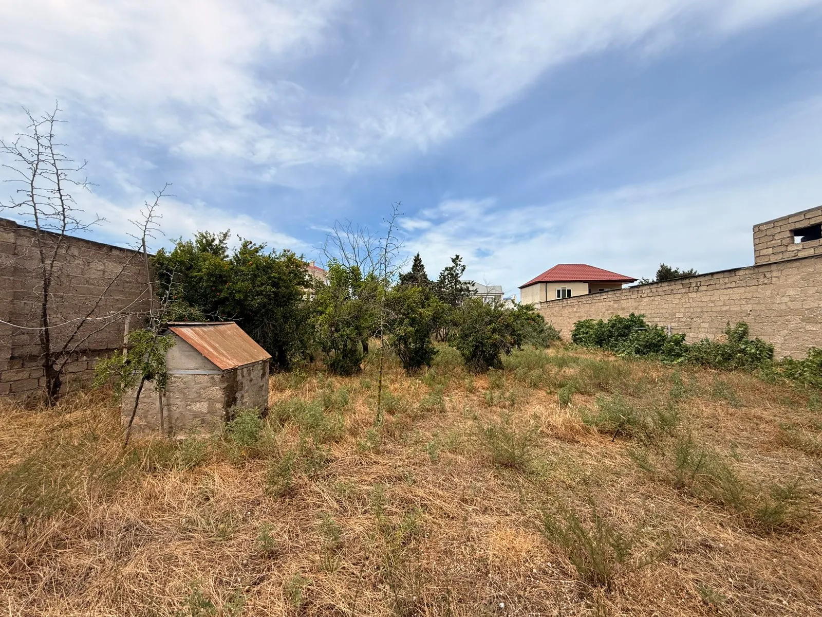 Xəzər r., Torpaq satılır - 11 sot — Bakı