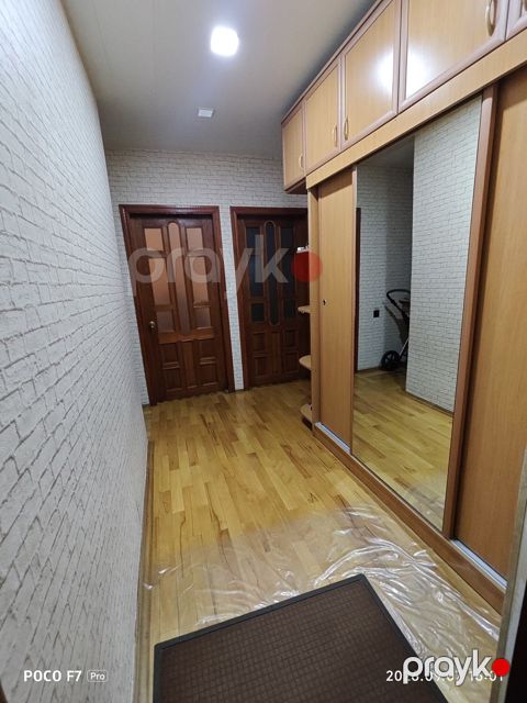 Satılır 3 otaqlı köhnə tikili 70 m² — Bakı