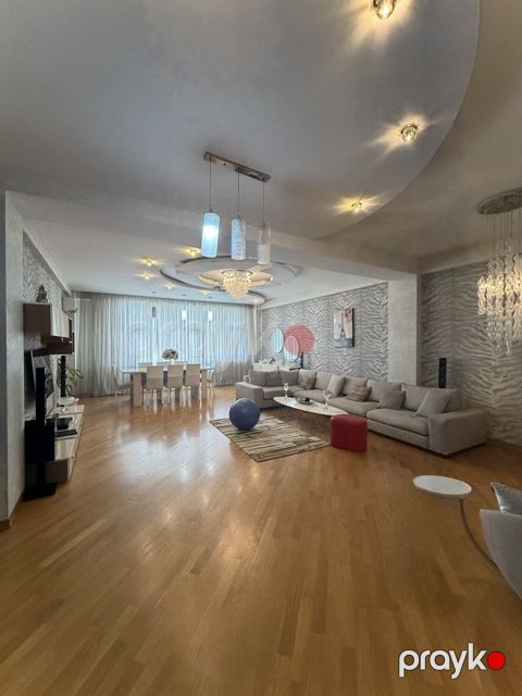Satılır 5 otaqlı yeni tikili 202 m² — Bakı