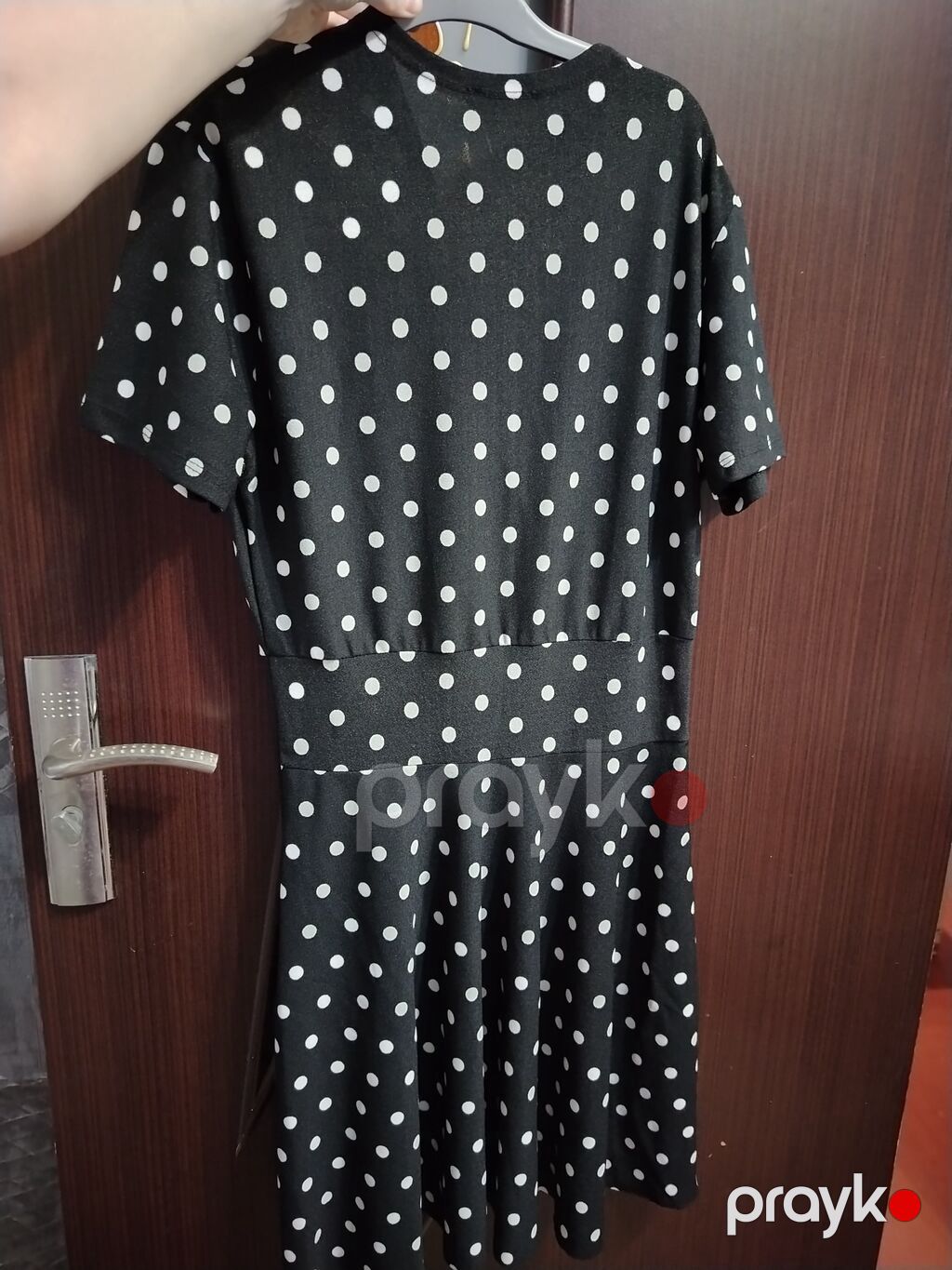 Qara rəngli, ağ xallı qadın paltarı - Dizayn: Klassik polka-dot — Gündəlik paltarlar, Bakı (2)