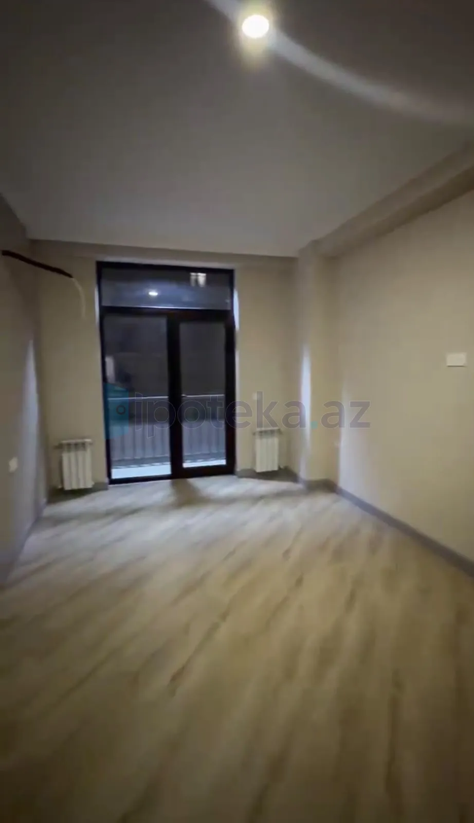 Satılır: 2 Otaq, Yeni tikili, Binəqədi r., 7-ci mkr q., 83.00 m² — Bakı