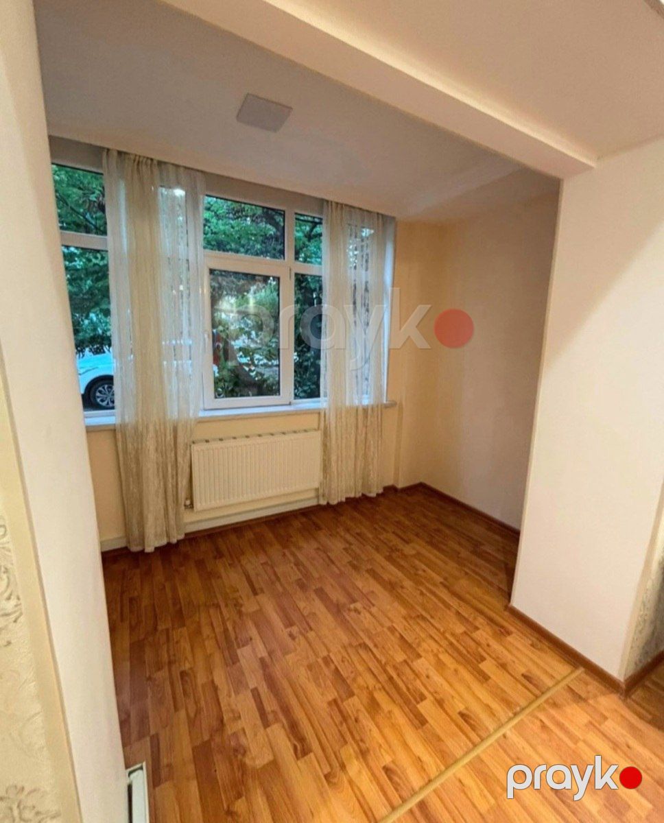 Satılır 2 otaqlı köhnə tikili 60 m² — Mənzil, Bakı (5)